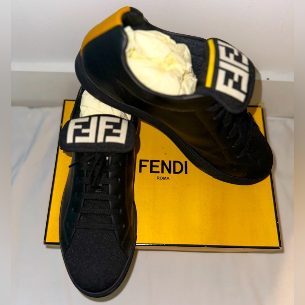 Men’s Fendi sneaker